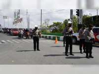 Kapolres Bojonegoro Ajak Masyarakat Hening Cipta di Jembatan Sosrodilogo