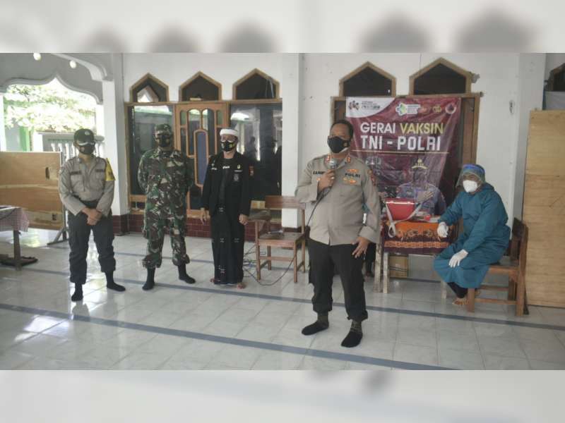 Gerai Vaksinasi Corona TNI-Polri di Bojonegoro Hari Ini Sasar Pondok Pesantren