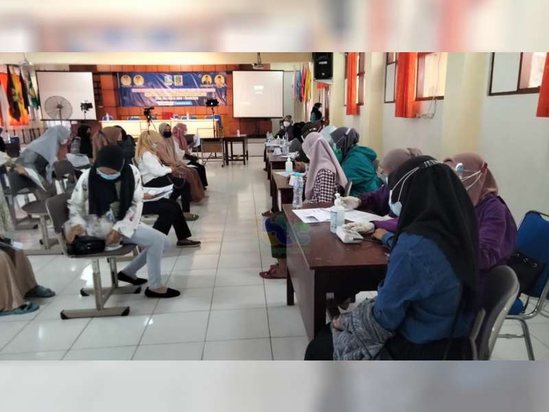 1.000 Pelajar SMA-SMK di Bojonegoro Ikuti Vaksinasi Corona