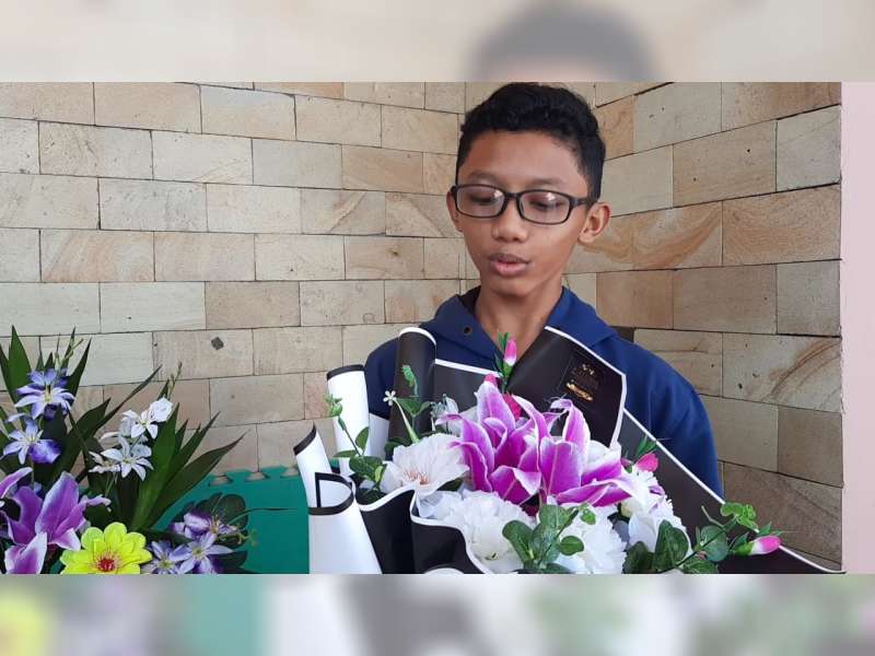 Berkah Pandemi COVID-19, Siswa di Blora Raup Keuntungan dari Usaha Karangan Bunga