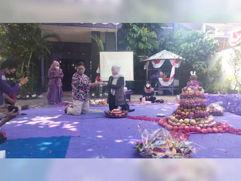Kampus Ungu STIKES ICSada Bojonegoro Gelar Dies Natalis Ke-12 dengan Sederhana