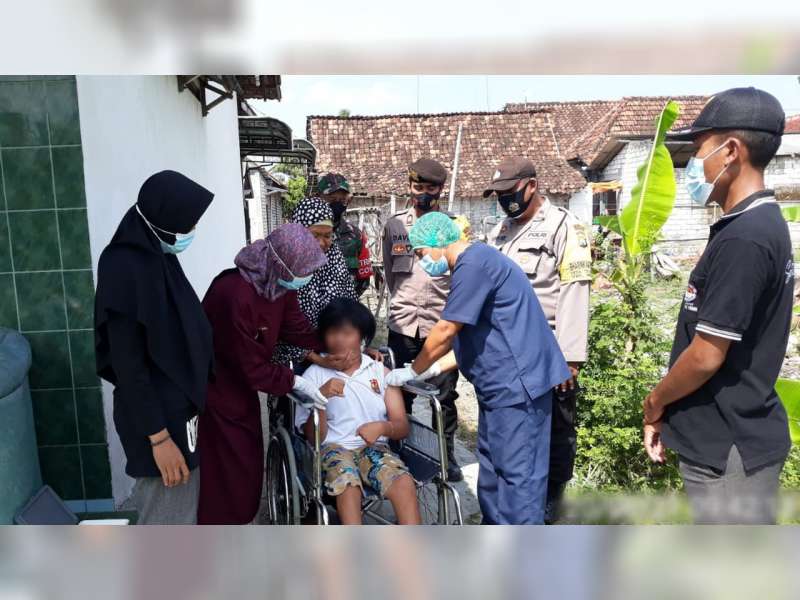 ODGJ dan Penyandang Disabilitas di Widang, Tuban, Terima Vaksinasi Corona