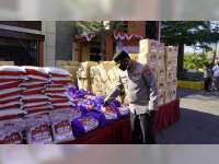 Alumni Akpol 2000, Beri Bantuan 2 Ton Beras dan 400 Peket Sembako pada Warga Bojonegoro