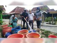 PT GMM Gandeng PWI Blora Salurkan Bantuan Air Bersih bagi Warga Terdampak Kekeringan