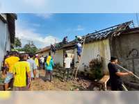 Diduga Akibat Korsleting Listrik, Rumah Warga Kunduran, Blora, Terbakar