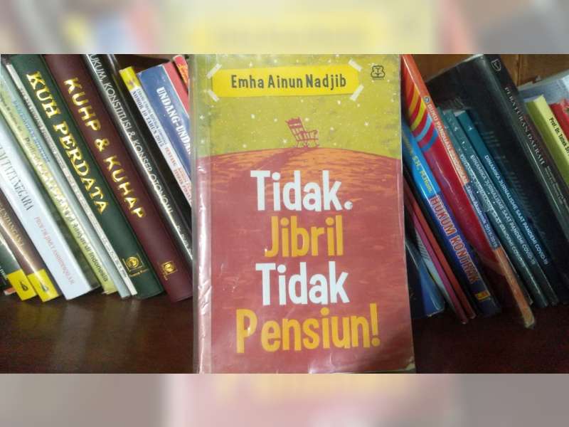 Resensi Buku: Tidak. Jibril Tidak Pensiun!