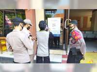Anggota dan Tamu yang Masuk di Polres Bojonegoro Wajib Gunakan Aplikasi PeduliLindungi