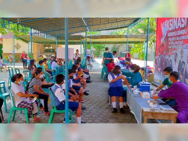 Polres Bojonegoro Gelar Vaksinasi di Gereja Katolik Santo Paulus