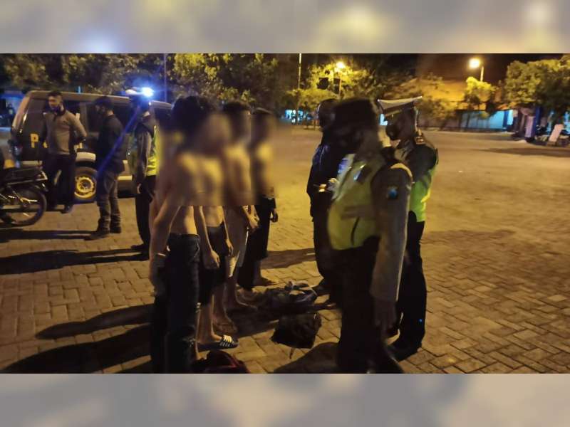 Gunakan Atribut Pencak Silat di Tempat Umum, 4 Pemuda di Bojonegoro Diamankan Polisi