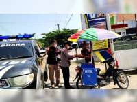 Implementasi Program 'Astuti', Polisi Kedungadem, Bojonegoro, Gelar Bakti Sosial