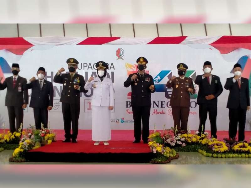 Bupati Anna Mu'awanah Pimpin Upacara Peringatan Hari Jadi Ke-344 Kabupaten Bojonegoro
