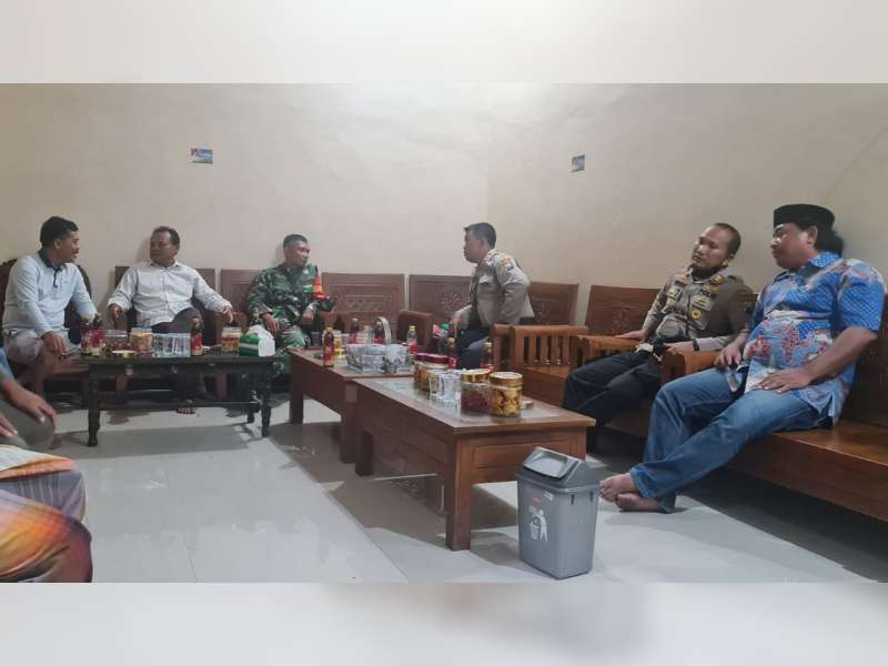 Jelang Pemungutan Suara Pilkades PAW Desa Wotan, Polsek Sumberrejo, Bojonegoro, Gelar Patroli