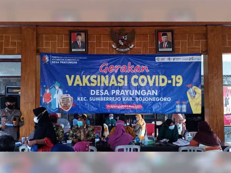 Viral, Seorang Gadis di Sumberrejo, Bojonegoro, Menangis Saat Hendak Divaksin