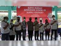 Kapolres Bersama Wakil Bupati Bojonegoro Tinjau Gerai Vaksinasi COVID-19