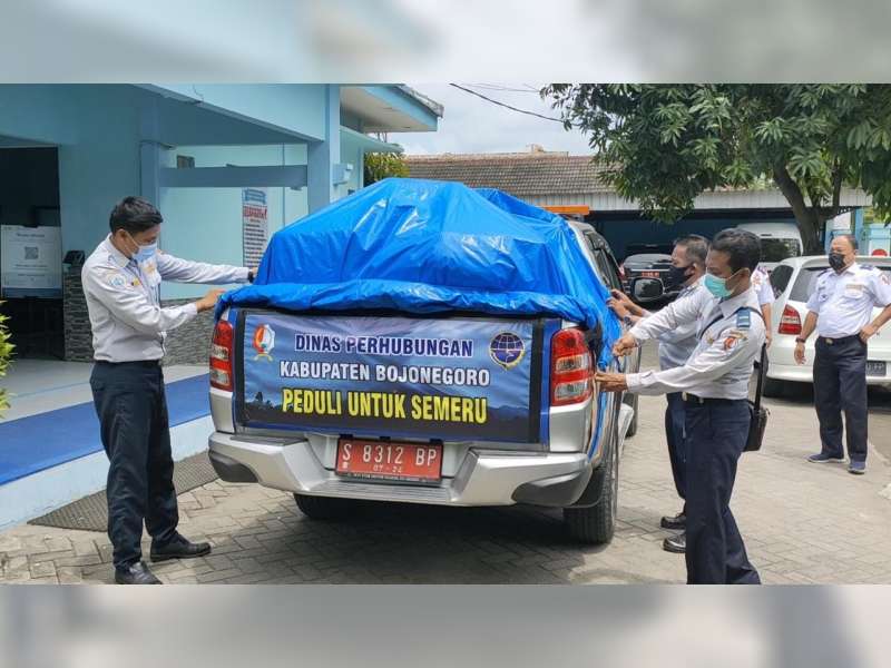 Dinas Perhubungan Bojonegoro Kirim Bantuan untuk Korban Erupsi Gunung Semeru