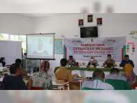 Bupati Bojonegoro Buka Bimtek Optimalisasi Wilayah Sumber Bibit Sapi Peranakan Onggol