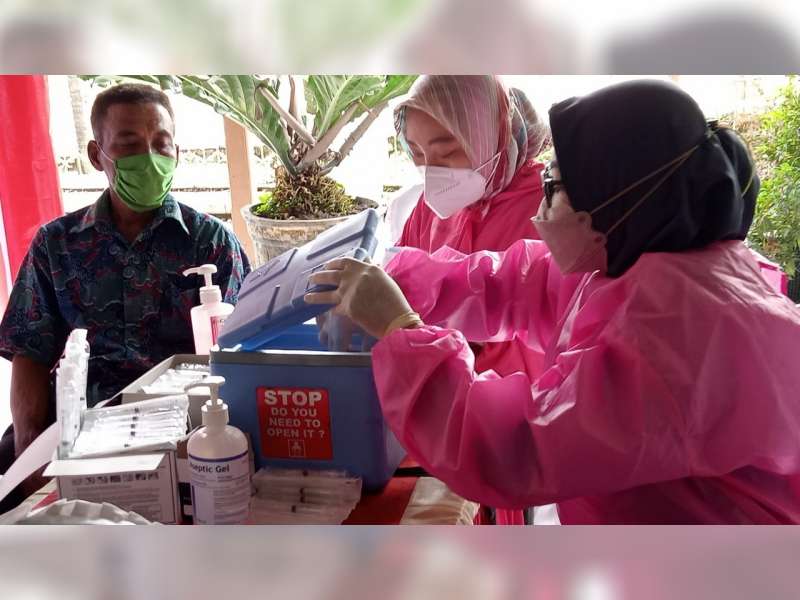 Dukung Percepatan Capaian Vaksinasi, BIN Jateng Gelar Vaksinasi Massal di Blora