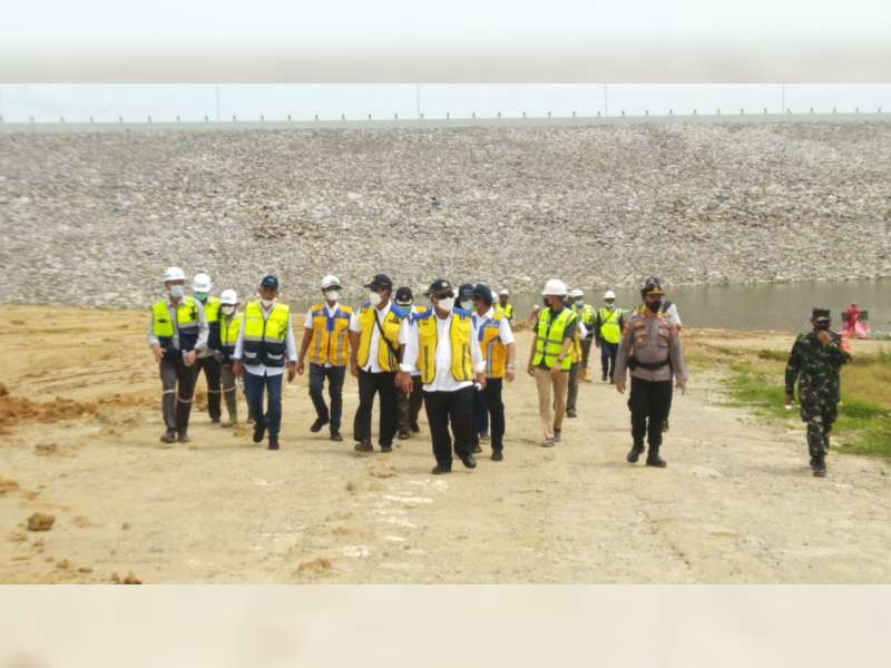 Menteri PUPR Tinjau Proyek Pembangunan Bendungan Randugunting di Blora