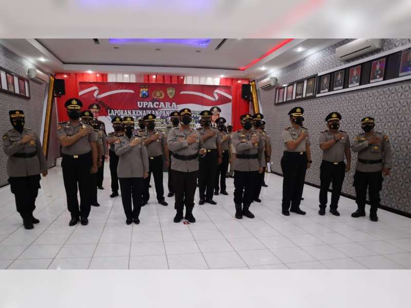 120 Personel Polres Bojonegoro Terima SK Kenaikan Pangkat