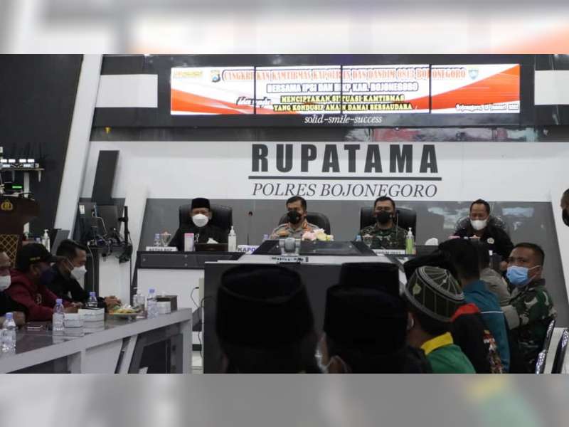 Cangrukan Kamtibmas, Upaya TNI-Polri di Bojonegoro Ciptakan Situasi Aman dan Kondusif