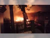 6 Unit Kios di Pasar Ayam Kota Bojonegoro Hangus Terbakar