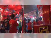 Perayaan Tahun Baru Imlek 2022, Kelenteng Kwan Sing Bio Tuban Lepas 888 Ekor Burung