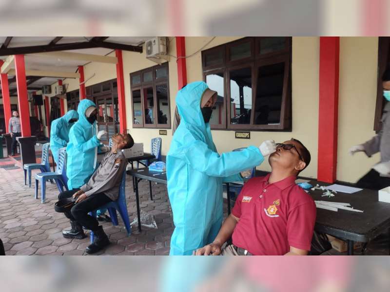 Antisipasi Penularan Omicron, Polres Blora Gelar Swab Test Antigen pada Anggota