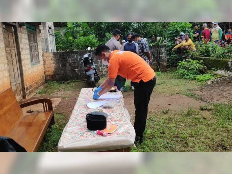 Dipicu Saling Lempar Bangkai Ayam, Paman di Merakurak, Tuban Tewas Dibacok Kemenakannya