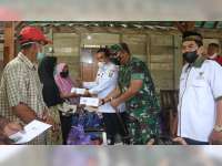 Bupati Blora Serahkan Bantuan pada Korban Banjir Embung Kemadoh