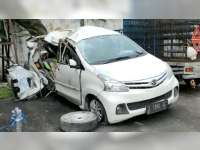 Diduga Pengemudi Mengantuk, Mobil Tabrak Pohon di Bojonegoro, 2 Warga Tuban Tewas