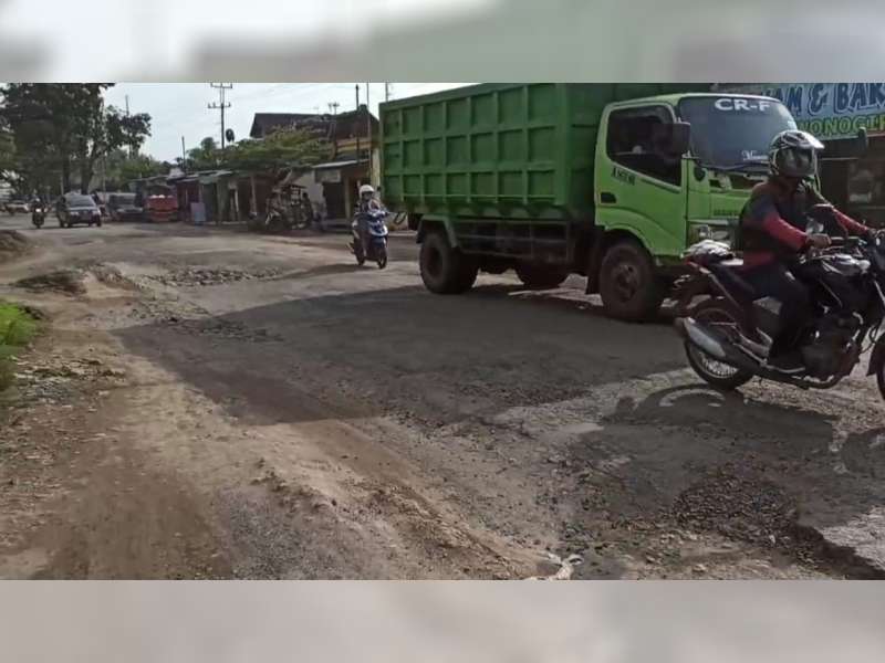 Jalan Provinsi Ngawen-Kunduran Rusak Parah, Warga Blora Harap Segera Diperbaiki