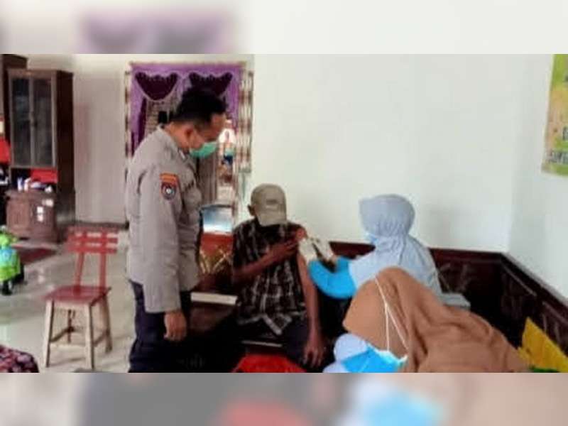 Jelang Ramadan, Polisi Dorong Warga Bojonegoro Segera Vaksinasi Booster