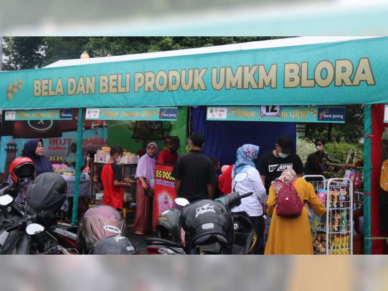 Bangkitkan Perekonomian, Gebyar Pameran UKM Digelar di Alun-alun Blora Selama Ramadan