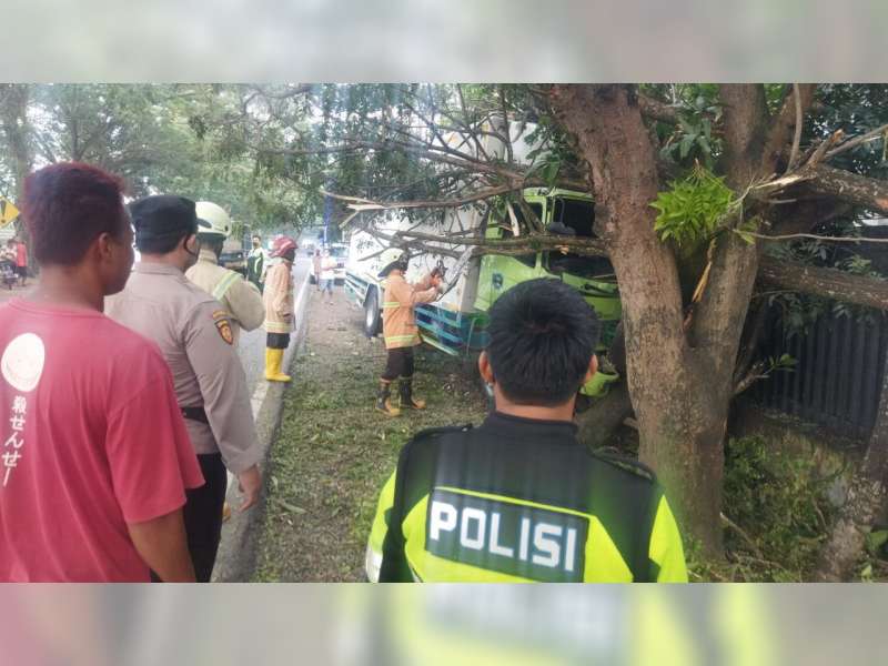 Seorang Pencari Rongsokan di Sumberrejo, Bojonegoro Tewas Ditubruk Truk