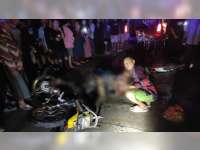 Tabrakan Motor di Sukosewu, Bojonegoro, Seorang Pengendara Alami Luka Bakar