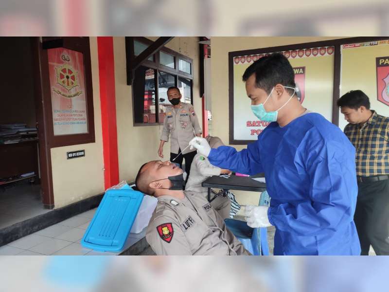 Operasi Ketupat Candi 2022 Selesai, Anggota Polres Blora Jalani Swab Antigen