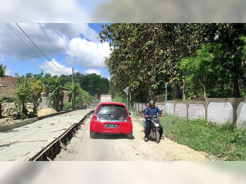 Pembangunan 6 Ruas Jalan di Blora Senilai Rp 40 Miliar Dikebut, Bupati Harap Mampu Bangkitkan Investasi