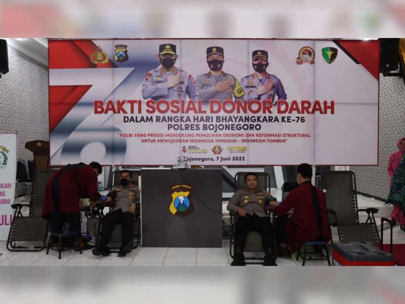Peringati Hari Bhayangkara, Polres Bojonegoro Gelar Bakti Sosial Donor Darah