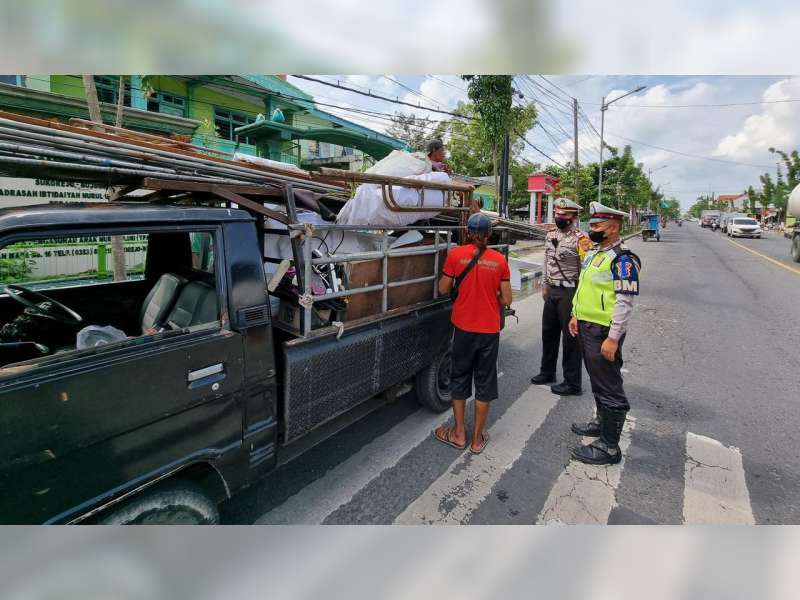Hari Keenam Operasi Patuh 2022, Polisi Bojonegoro Gelar Razia dengan Sistem Hunting