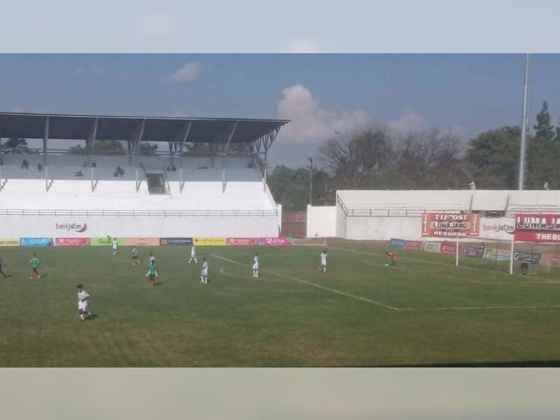 Kalah 2-1 Dari Surabaya, Langkah Tim Sepakbola Putra Bojonegoro Di ...