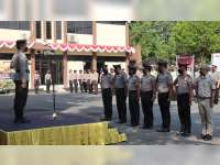 74 Personel Polres Bojonegoro Terima SK Kenaikan Pangkat