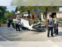 Hendak Pergi Dinas, Anggota Polres Tuban Tewas Tertabrak Mobil di Soko