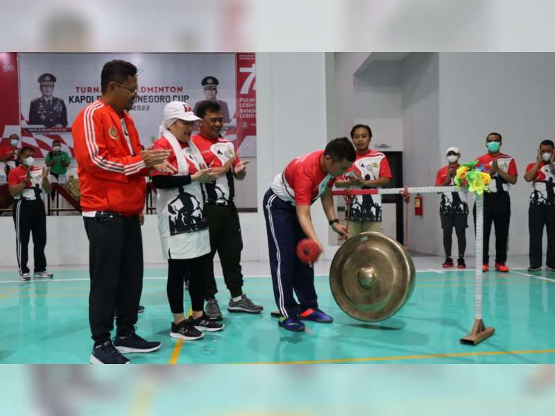 143 Atlet Ikuti Turnamen Badminton Kapolres Bojonegoro Cup 2022