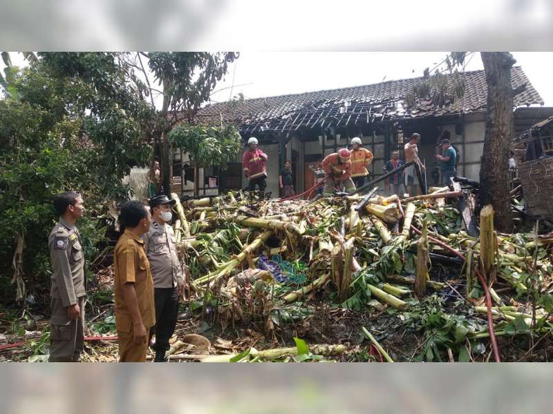 2 Rumah Warga Baureno, Bojonegoro Terbakar, Kerugian Ditaksir Rp 50 Juta
