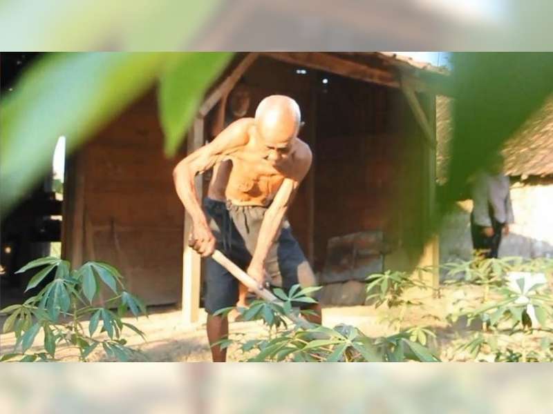 Berusia 115 Tahun, Mbah Sastro Surip Tercatat Sebagai Manusia Tertua di Kabupaten Blora 