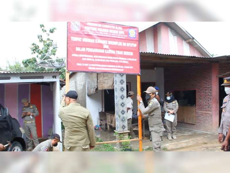 Belum Berizin, Karaoke Cumpleng Indah di Todanan, Blora Disegel Satpol PP