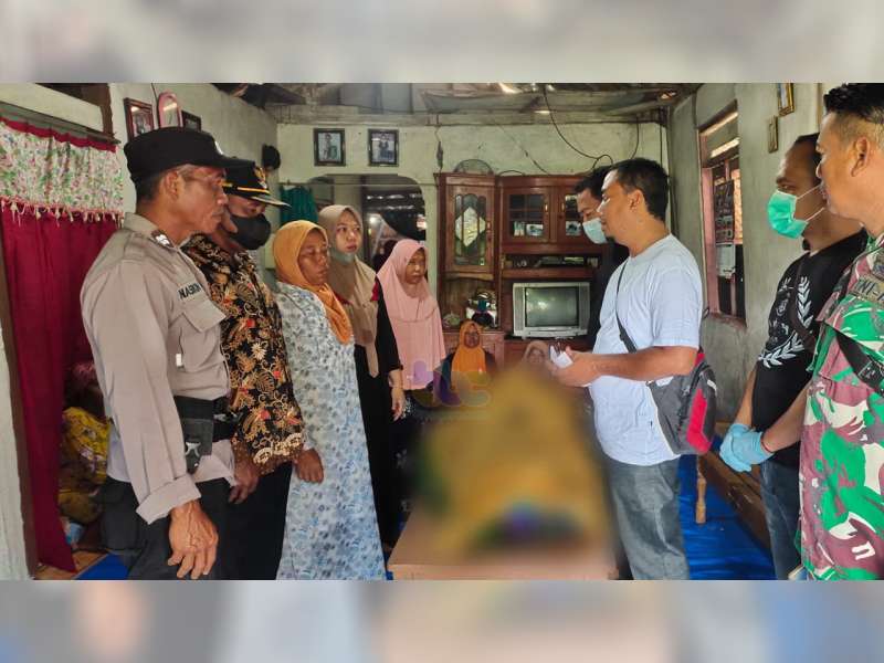 Seorang Petani di Dander, Bojonegoro Meninggal Saat 'Ndaut' di Sawah