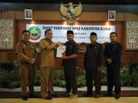Bupati Blora Serahkan LKPJ Akhir TA 2022 ke DPRD