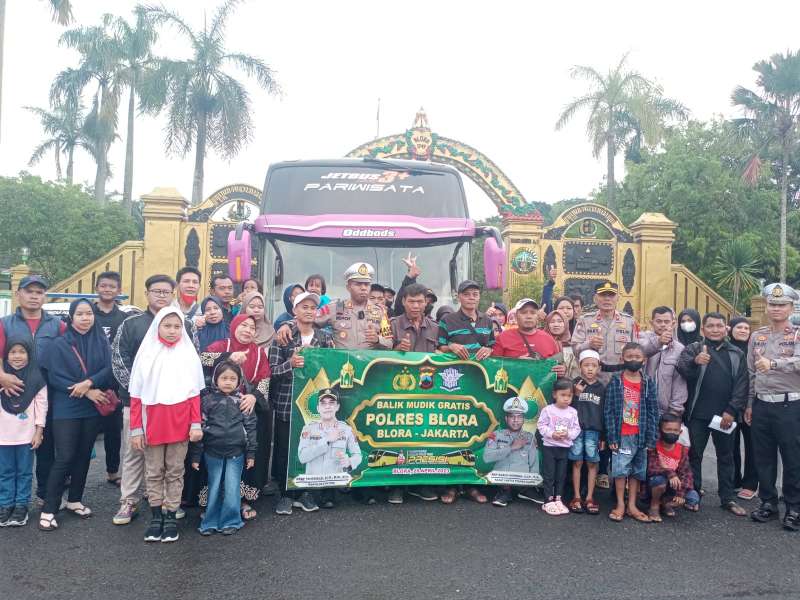 Polres Blora Berangkatkan Satu Bus Balik Mudik Gratis untuk Masyarakat