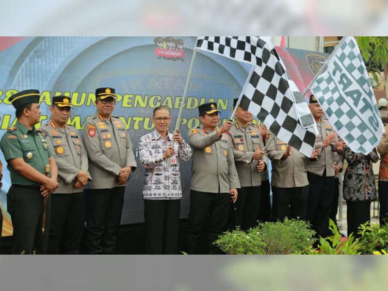 Kapolda Jatim Berangkatkan Bantuan Air Bersih bagi Warga Terdampak Kekeringan di Bojonegoro